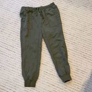 Kut from the Kloth Olive Green Arya Joggers